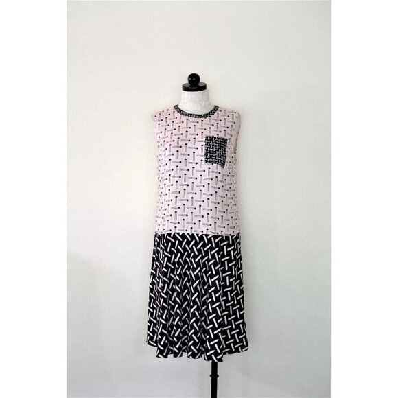 BNWT Ted Baker London Mural Drop Waist Dress - Picture 2 of 11